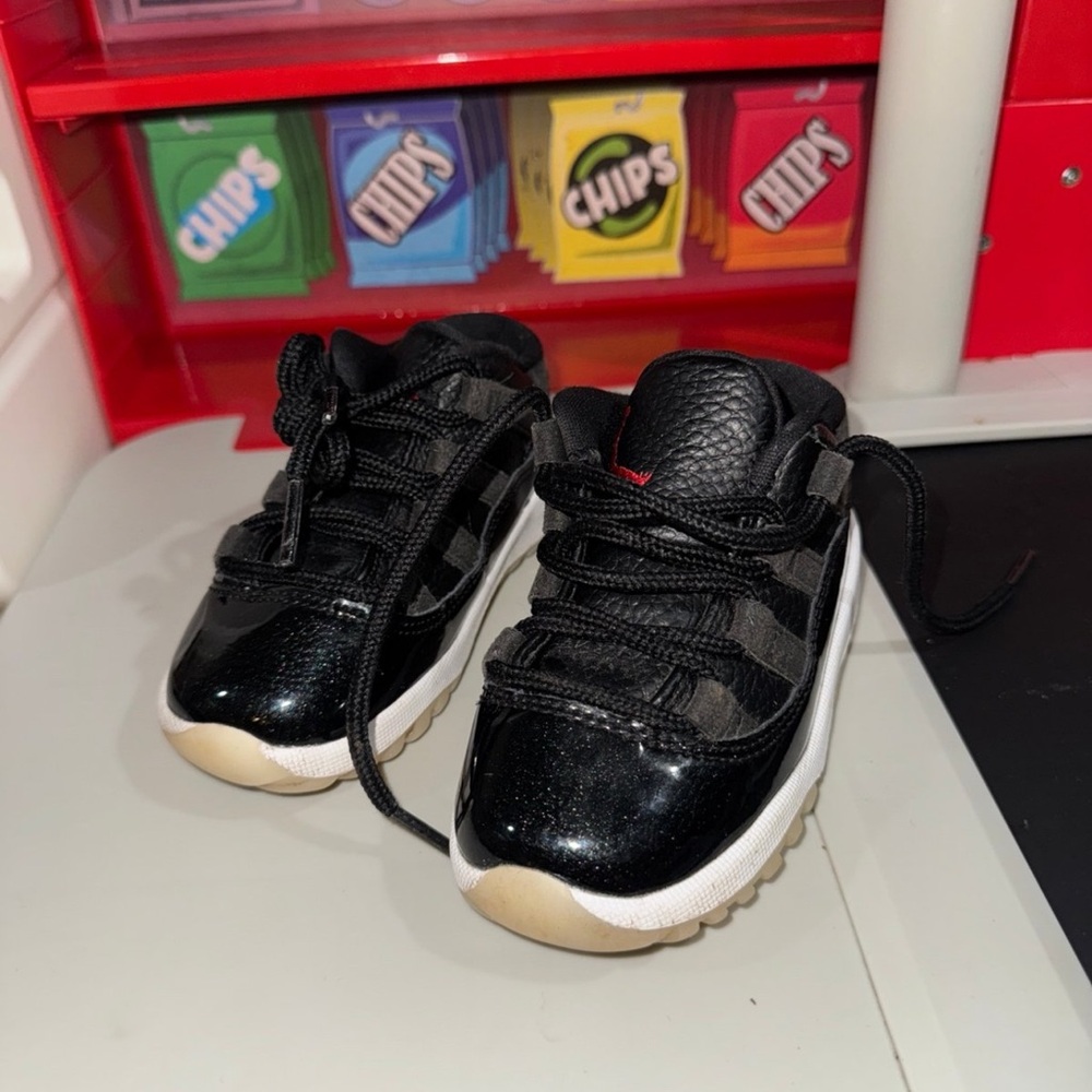 Jordan Kids Black and White Sneakers